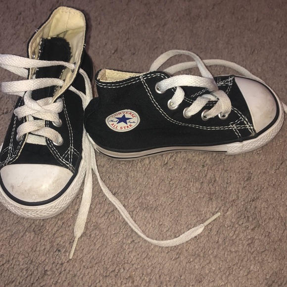 Converse Chuck Taylor Mid - Picture 2 of 3